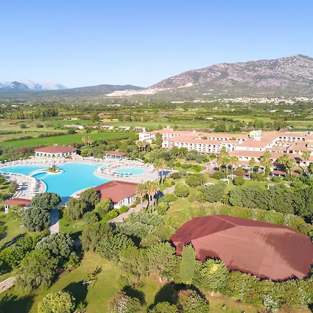 Club Marina 4*