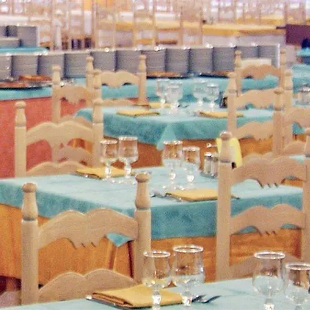 Club Marina Hotel