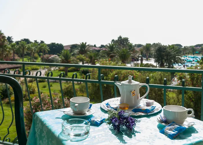 Club Marina Hotel